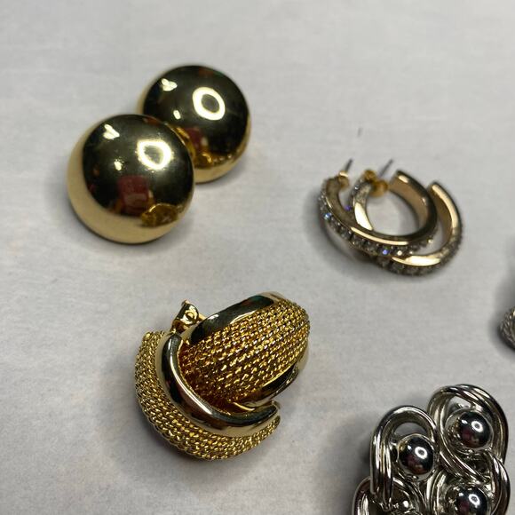 Vintage Set of 6 Non Marked Earings silver and gold tone - Picture 3 of 3